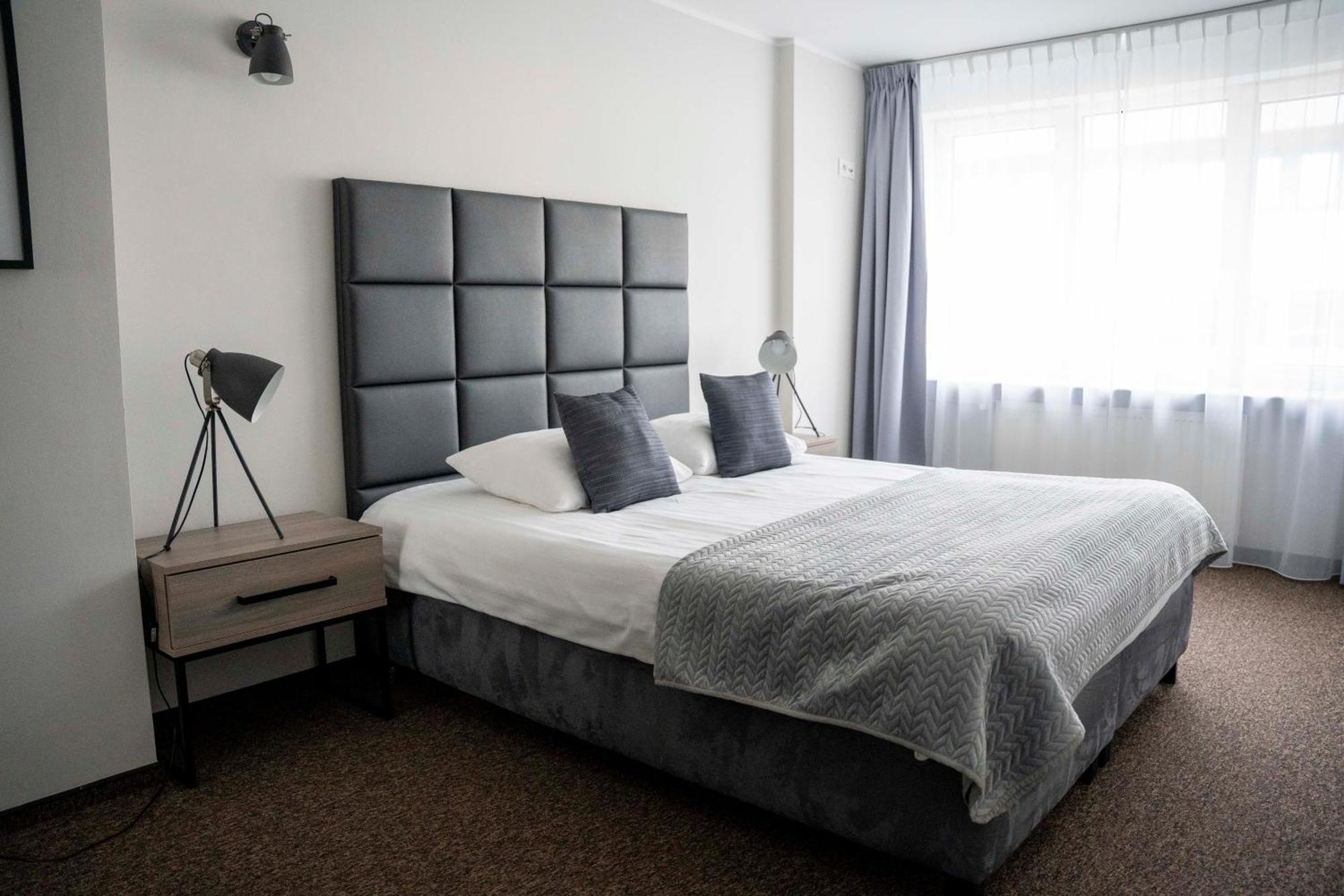 Lofft Hotel Ciechanów Zimmer foto